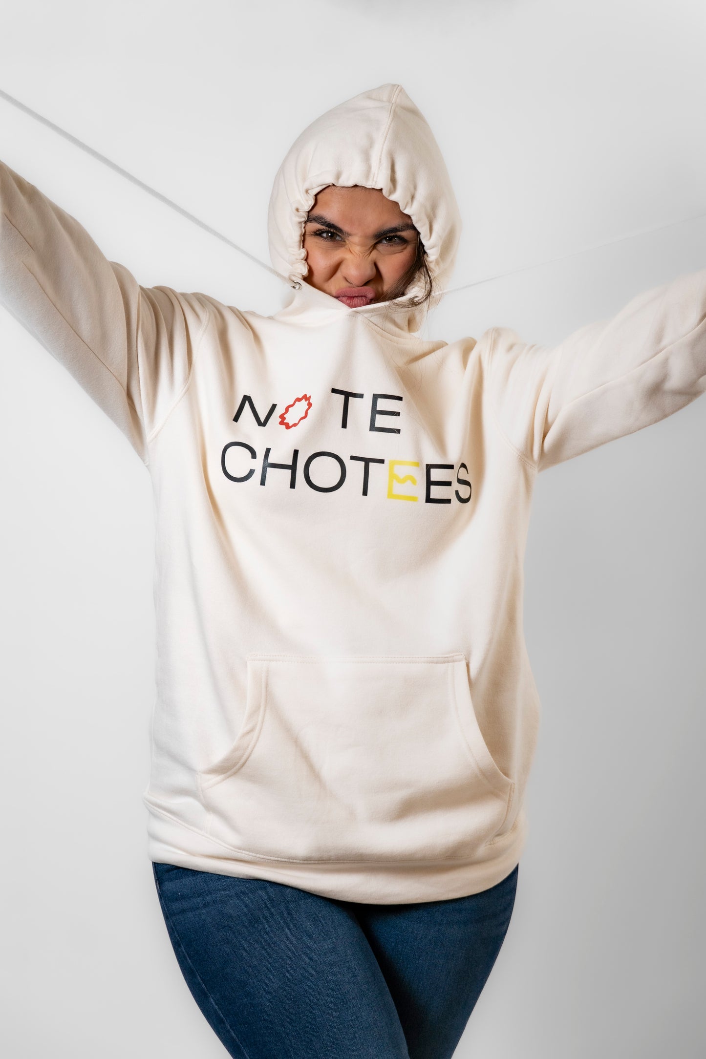 "NO TE CHOTEES" HOODIE/SUDADERA